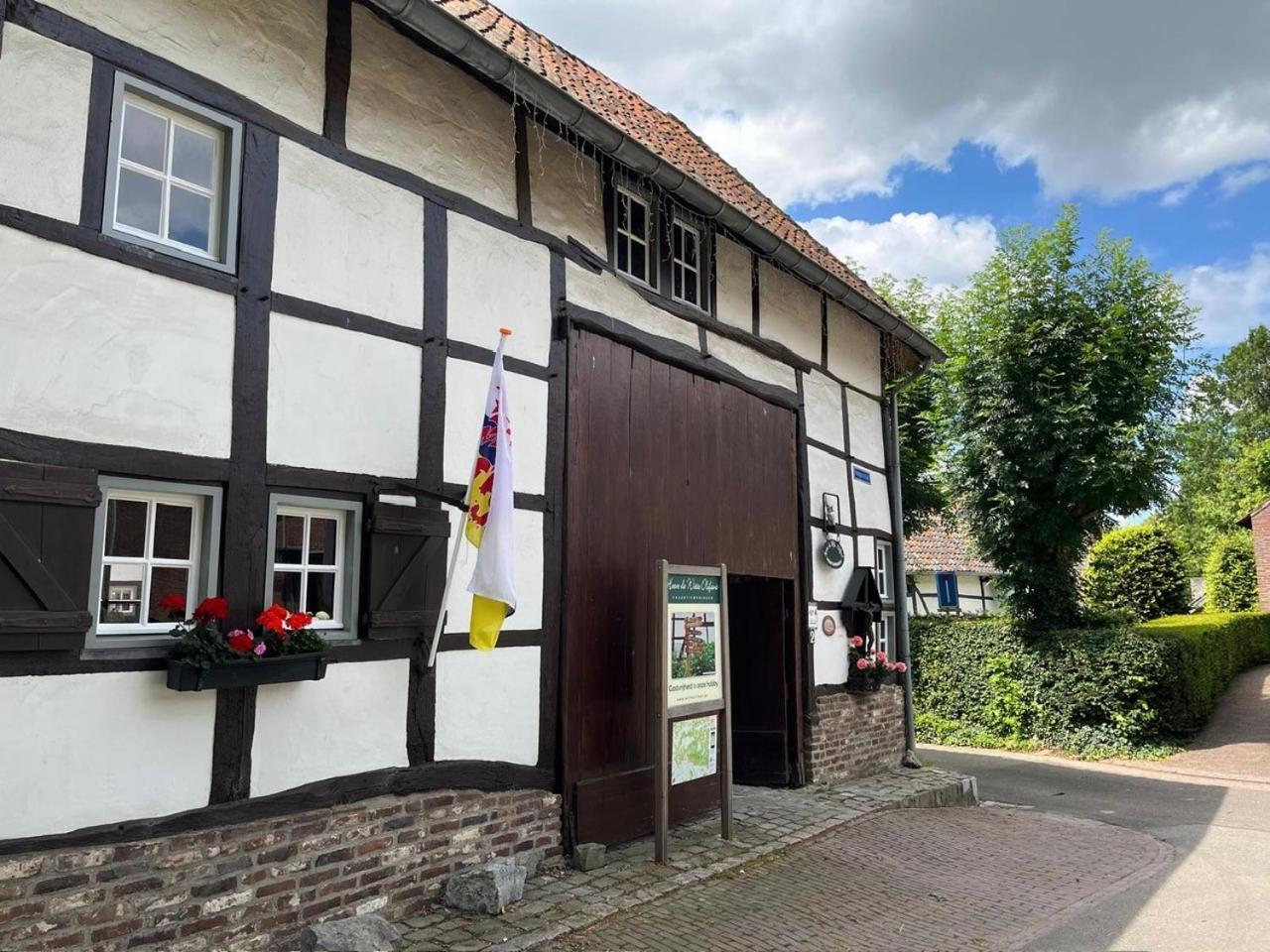 Vakantiewoningen 'Hoeve De Witte Olifant' Noorbeek Exterior photo